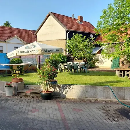 Trommel Apartment 2 - Schoene Zimmer - Restaurant - Parken - Garten *