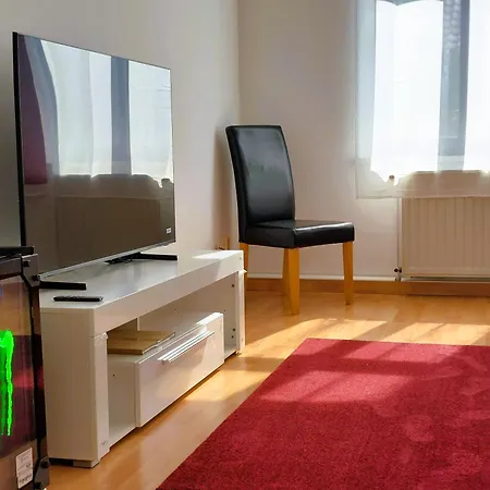 Apartament Trommel Apartment 2 - Schoene Zimmer - Restaurant - Parken - Garten Haldensleben