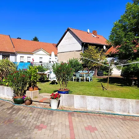 Trommel Apartment 2 - Schoene Zimmer - Restaurant - Parken - Garten