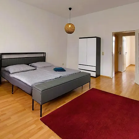 Trommel Apartment 2 - Schoene Zimmer - Restaurant - Parken - Garten Apartament *