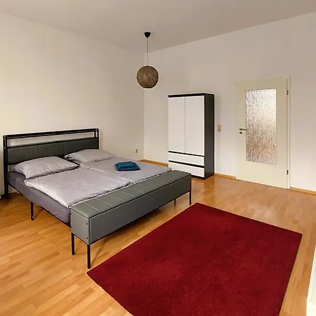 Trommel Apartment 2 - Schoene Zimmer - Restaurant - Parken - Garten Apartament *